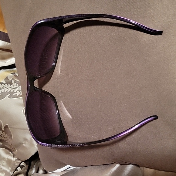 Purple Rhinestone Sunglasses 👓 - Picture 5 of 9